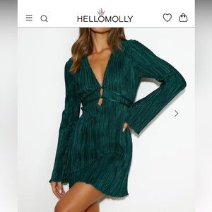 Hello Molly - Elegant Green Long-Sleeve Dress
